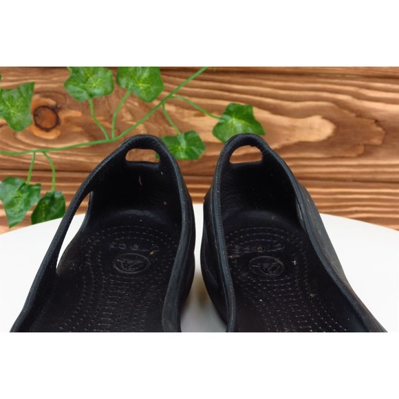 Crocs Size 8 M‎ Black Round Toe Flat Synthetic Women - Picture 3 of 7